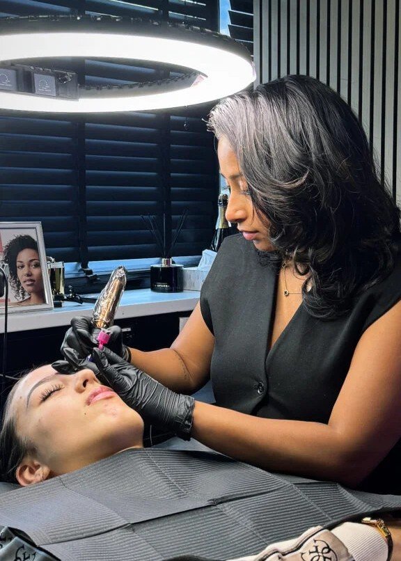 222c3f2b 0184 4798 9017 1b3271d349b9 576x1024